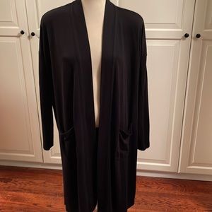 Banana Republic size S all season long open sweater, long sleeves, pockets.